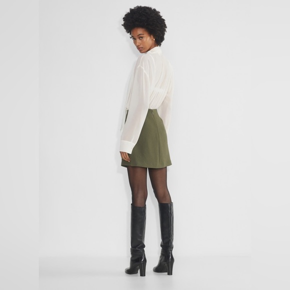 Aritzia Wilfred Classic Mini Skirt - Dark Olive - Size 6 - Picture 4 of 7